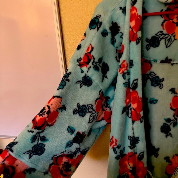 Artology soft Robe - Picture 8 of 9